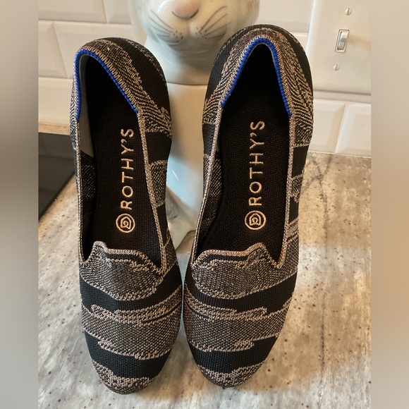 Rothy's Shoes - NWOT Rothy’s metallic flats